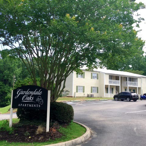 Gardendale Oaks Apartments in Birmingham Alabama